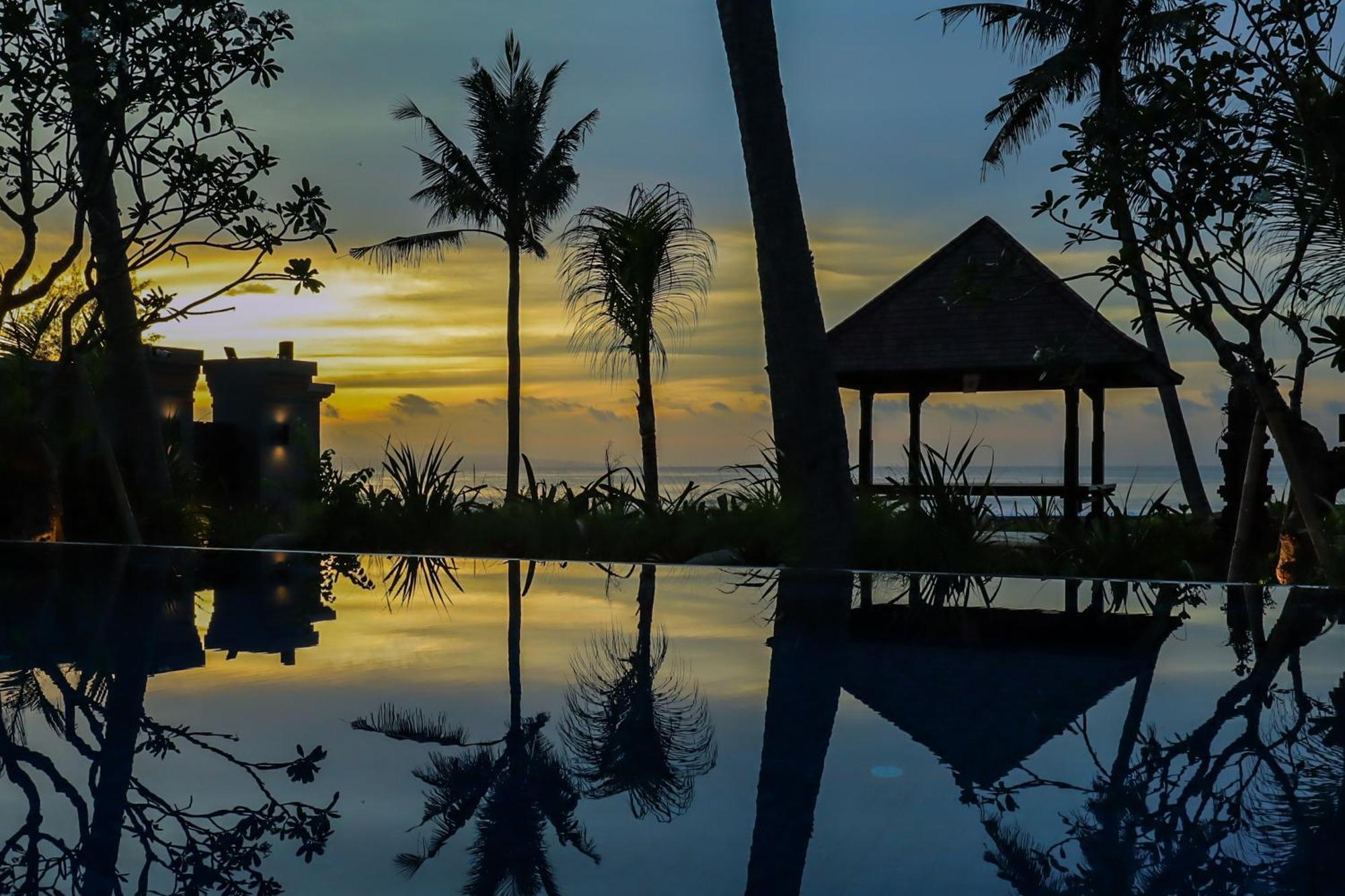 K Ko Surf Village At Keramas Lebih Ngoại thất bức ảnh