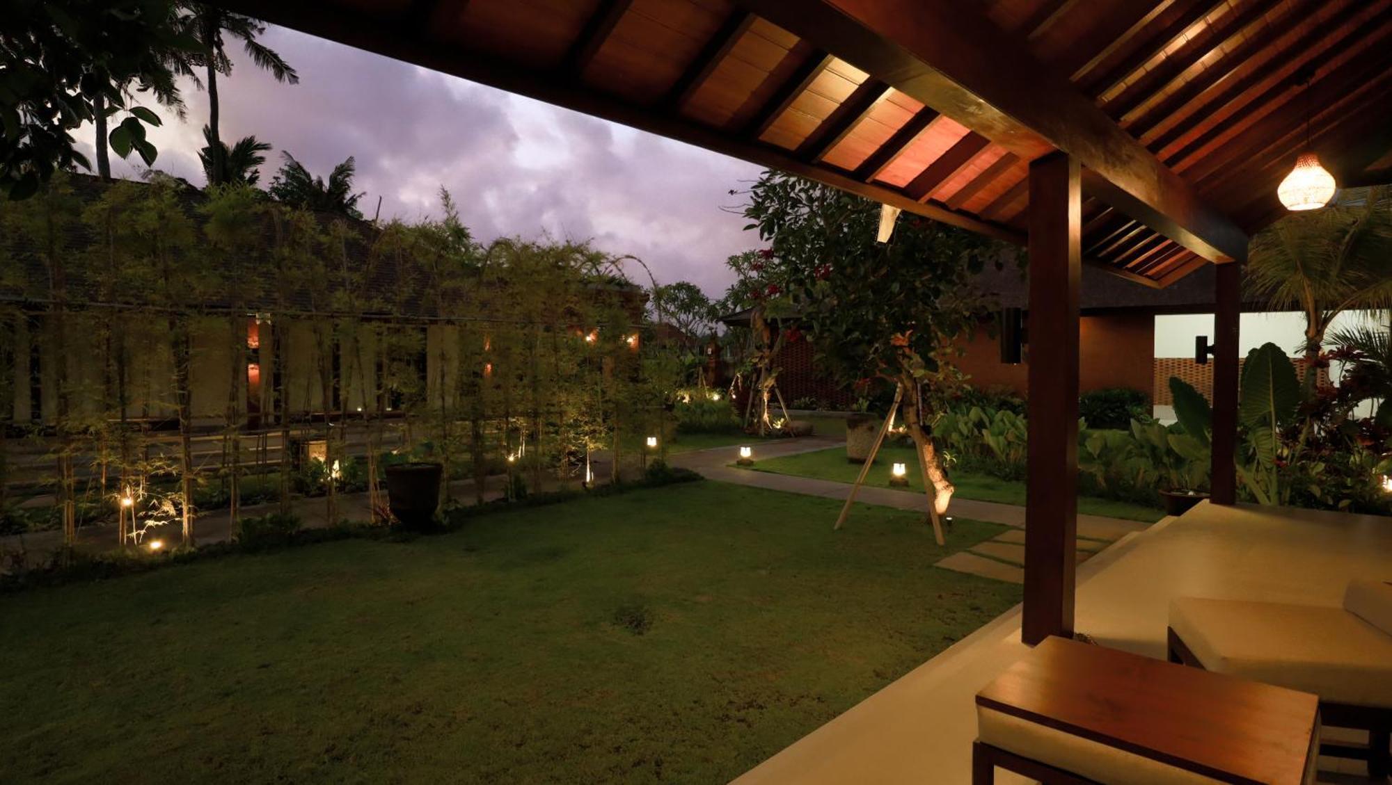 K Ko Surf Village At Keramas Lebih Ngoại thất bức ảnh